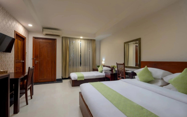 Skyline Boutique Hotel