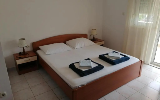 Apartments Vili Betina