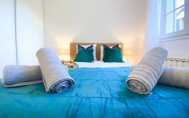 Appartement Ultra Luxueux Hypercentre - Parking - Gare RER à 5 min