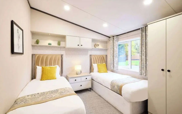 Host Stay Sunbird Lodge