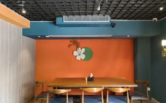 Bafang Park Lane Hotel (Zhanjiang Suixi Quanfeng Plaza Branch)
