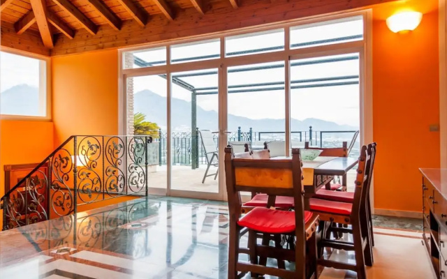 Villa Canovas Vista Lara