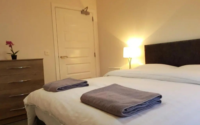 7 Royal View Apartments