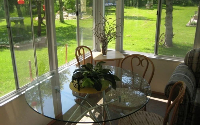 Chickadee Lane Bed & Breakfast
