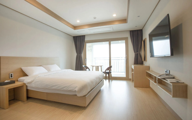 Run Hotel