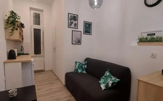 Little room 7
