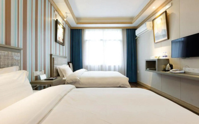 Number One Metropolitan Garden Hotel