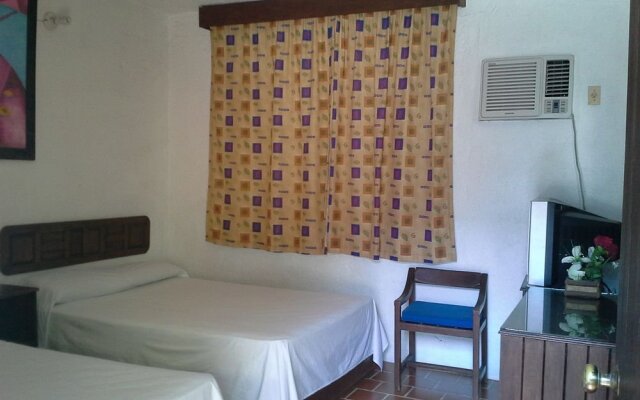 Hotel El Tradicional Vv комната для гостей
