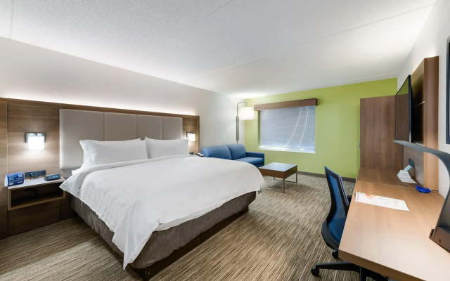 Holiday Inn Express Naperville by IHG