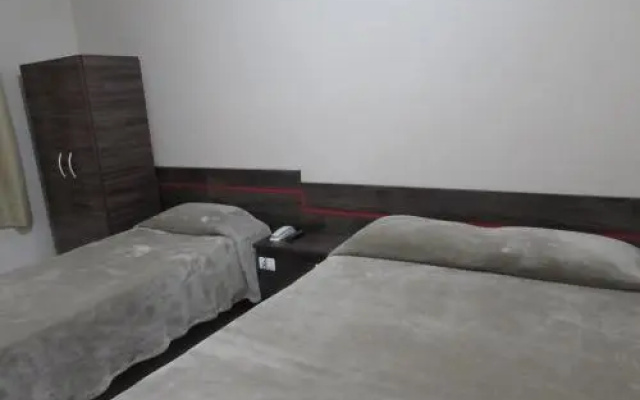Hotel Ideal Fliper