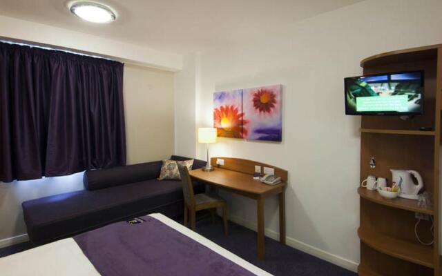 Premier Inn London Victoria 2