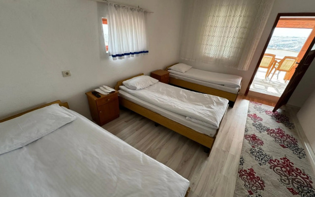 Gumus Hotel