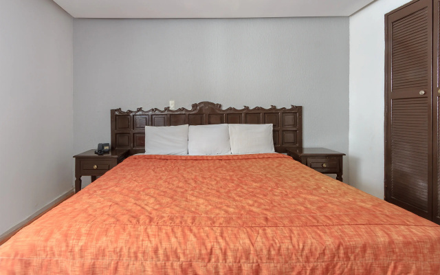 Capital O Hotel Colón Express Guadalajara