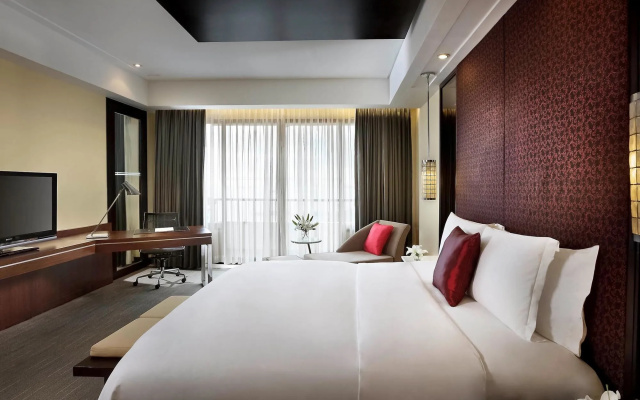 Sofitel Philippine Plaza Manila