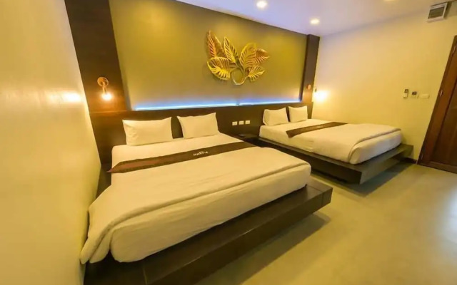 The Laekhong River Resort