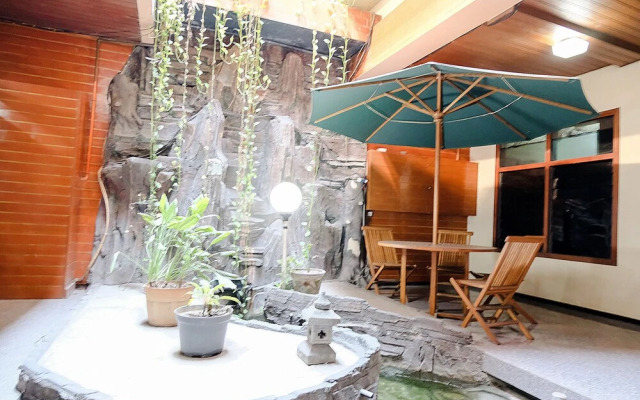 Hotel Dirgahayu by OYO Rooms