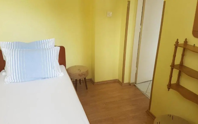 Apartment Mir