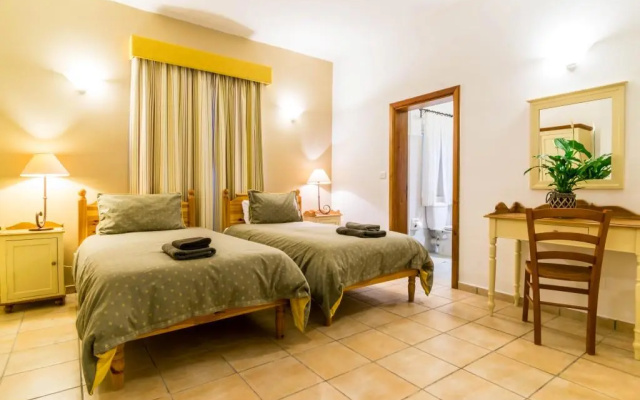 Ta Frenc Apartments