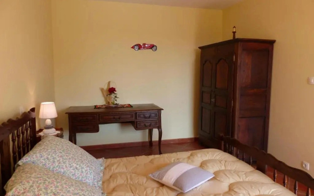 Gîte Arfeuilles, 5 pièces, 11 personnes - FR-1-489-280