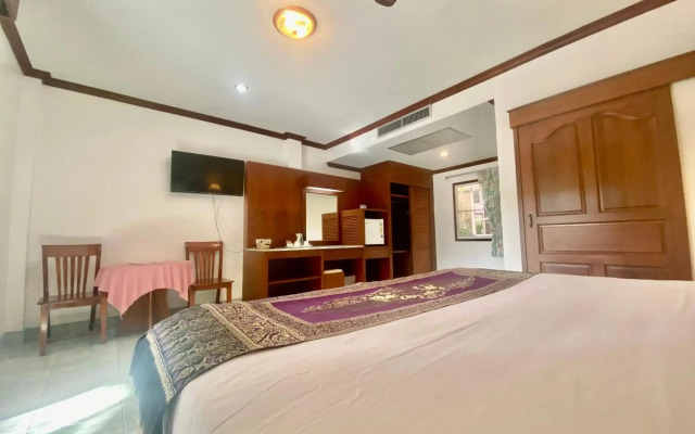 Patong Palace Hotel