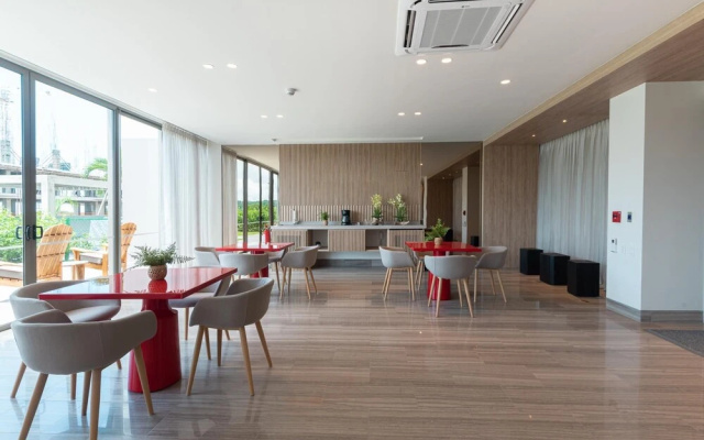 Manzanillo Beach 2BR Aparment by Huespedia 617