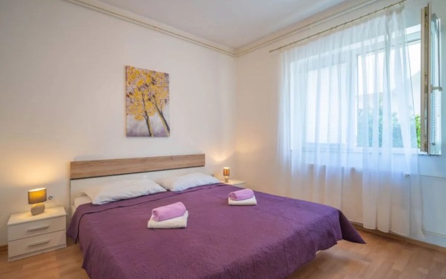 Apartment Šegulja St.Georges-de-Montclard 14289