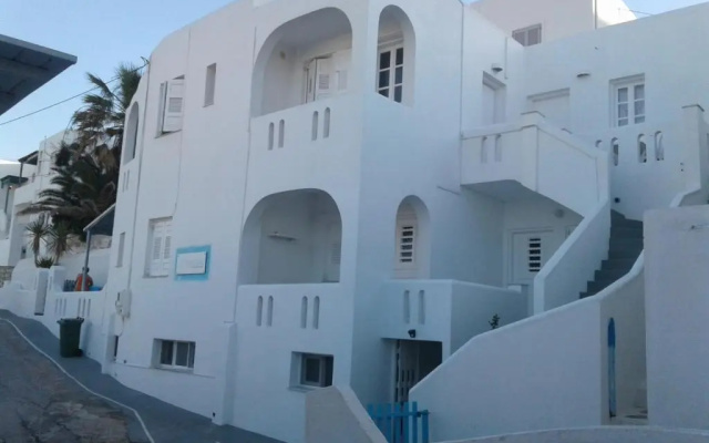 Nikolas Naousa Guesthouse I
