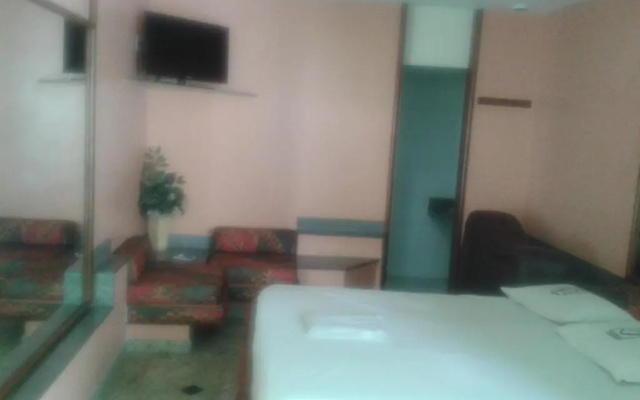 Motel Comodoro (Только для взрослых)
