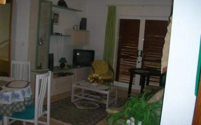 Rosie Apartment