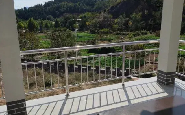 Xibaipo Baixin Homestay