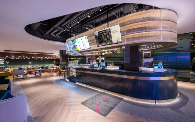 Manxin Shanghai Hongqiao Hub National Exhibition Center Hotel