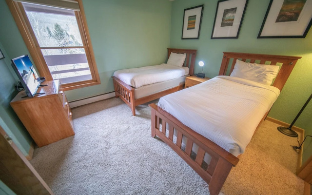 Cinnamon Ridge B304 by SummitCove Vacation Lodging