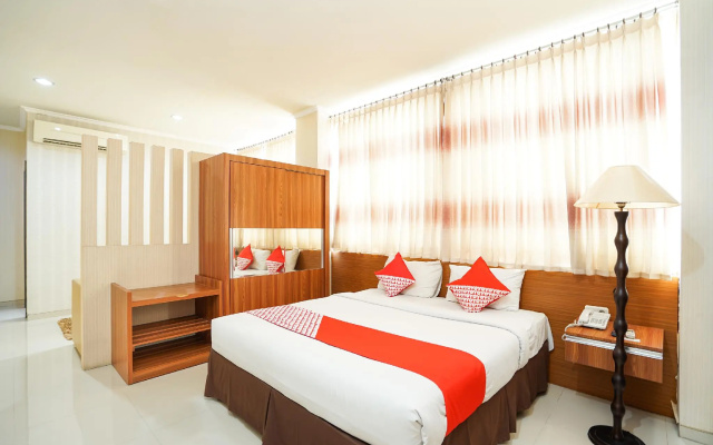 Maumu Hotel & Lounge