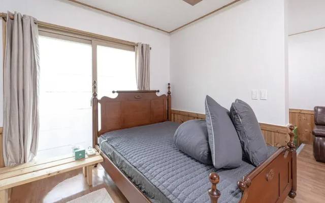 Gyeongju Pension Story-ing Pension