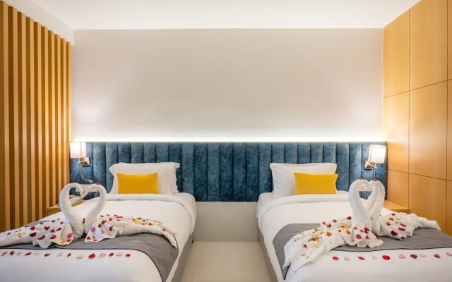 Hotel Clubway Grand
