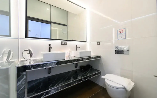 M Dfe11si Elegante Piso de dos Dormitorios en e