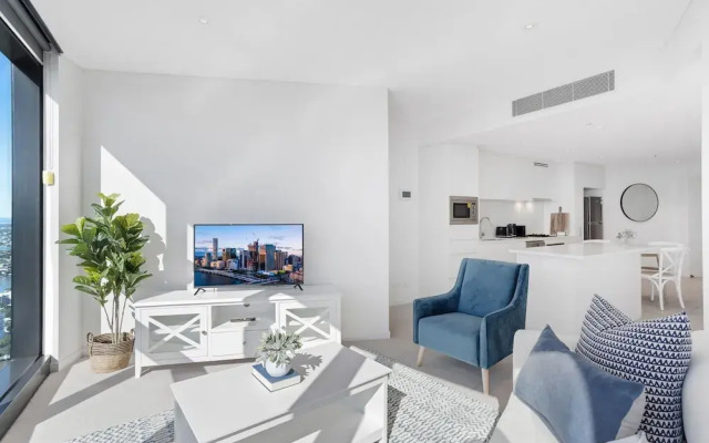 52nd Floor With Panoramic Views of Brisbane City