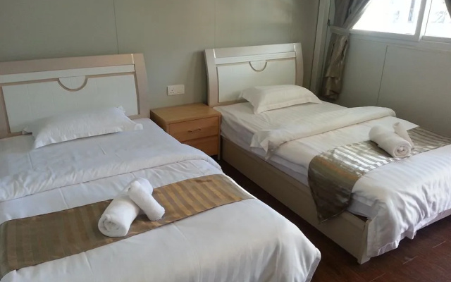 Casa Loma Resort