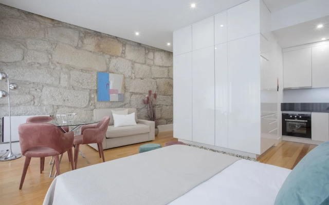 Liiiving in Porto Downtown Luxury Apartment 3R