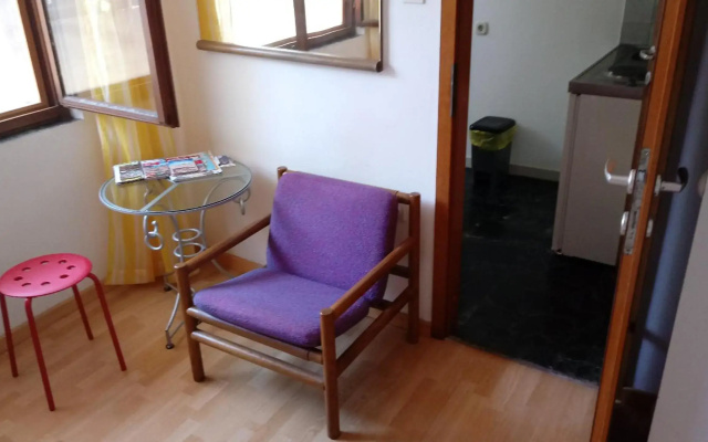 HappY Studio ApartmenT, free parking