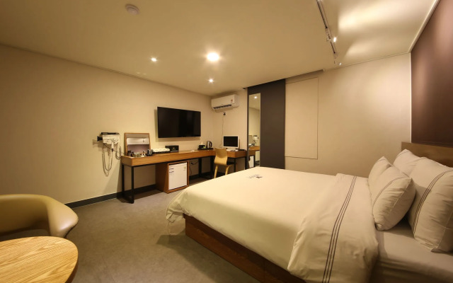 Winner Hotel