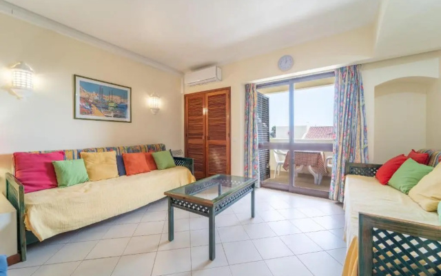 Bella Vista - Apt 103 by HelloVacations