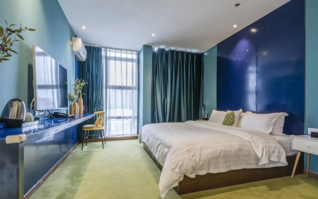 Mingjunwei Hotel