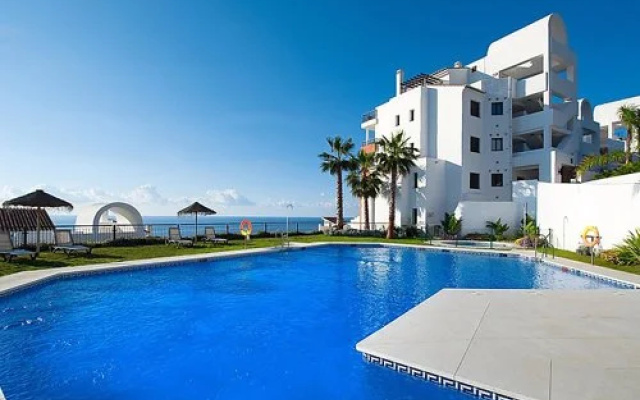 front seaview. 1 bedroom in Torrox