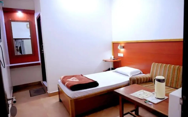 SUbhash Hotel