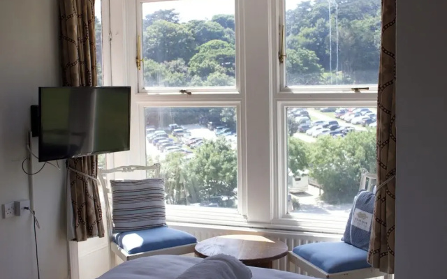 Durdle Door Hotel