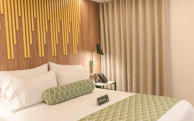 Sloh Hotel & Bar Manila Medellin