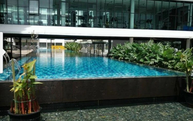 D Aura Homestay Zeva Residence