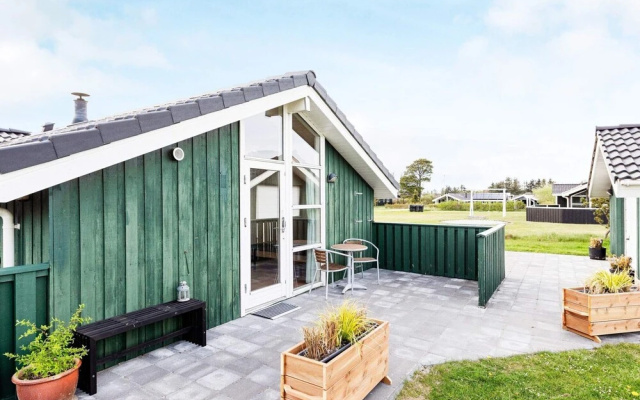 6 Person Holiday Home in Hjorring
