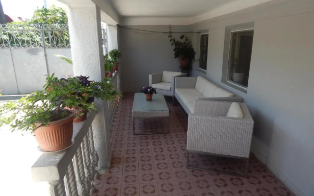 Guest House Near The Euphoria